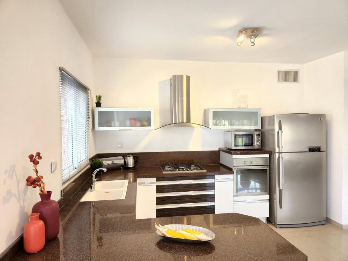 Melony Apartments Al Hyam เอลัต ภายนอก รูปภาพ